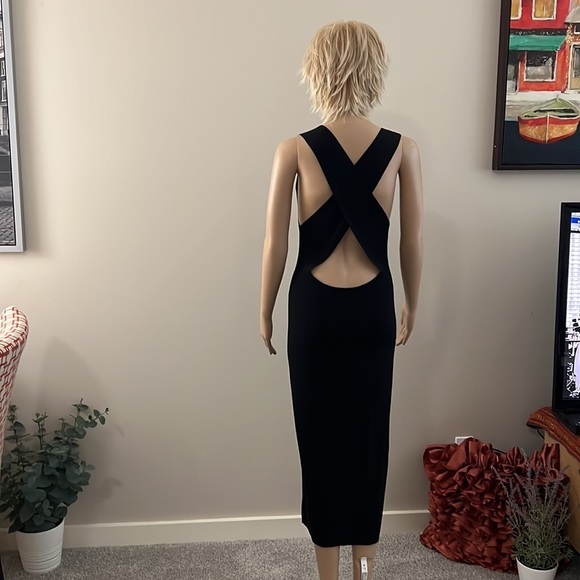 360 SWEATER brand Black Bodycon Dress Made of Italian Yarn NWT - Picture 4 of 14
